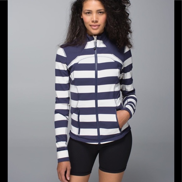 Sold Lululemon Jacket White & Blue Stripes Size 2 - Picture 3 of 7
